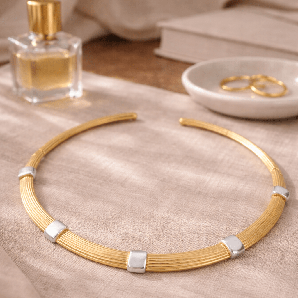 Marie Textured Collar Necklace - Luiza Jewelry