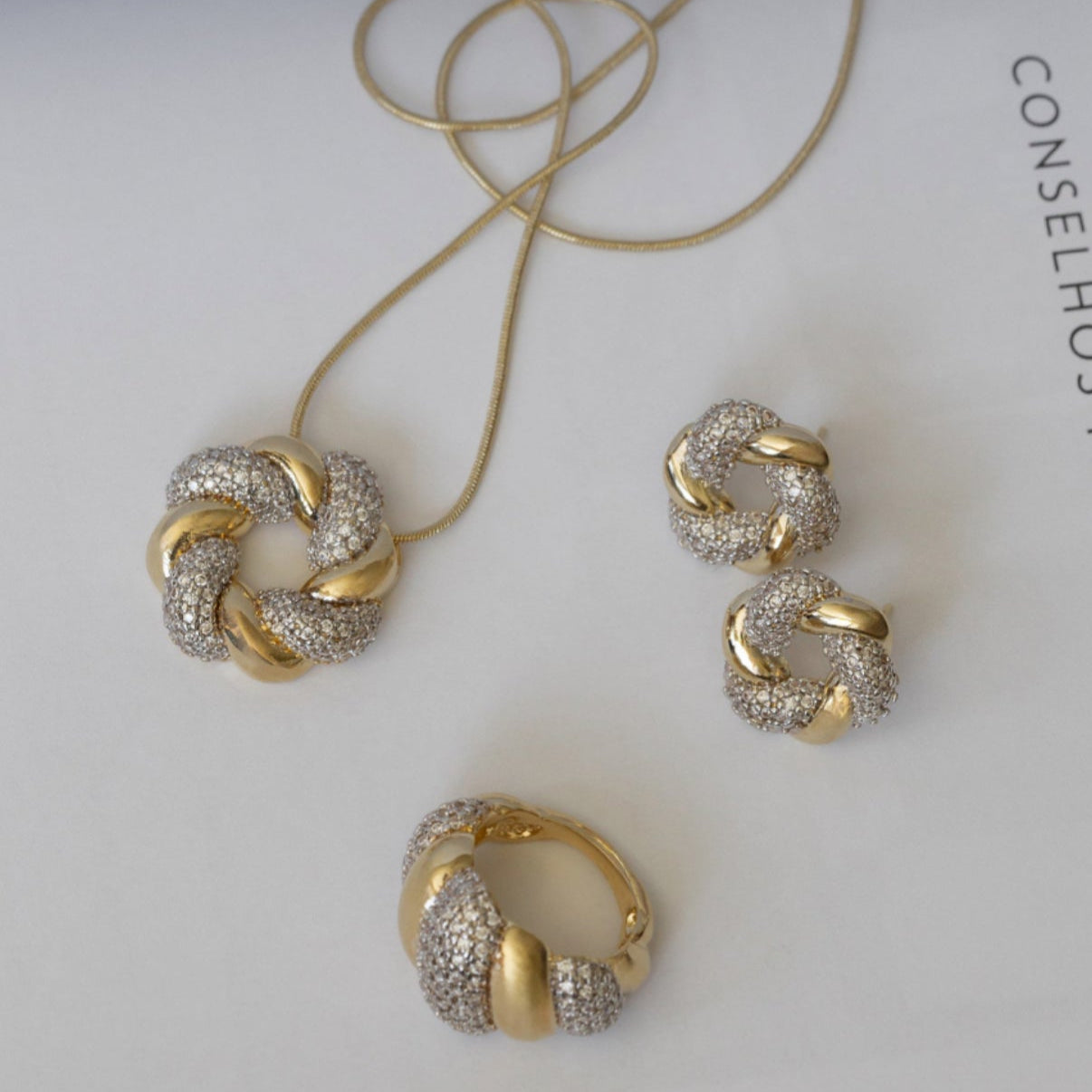 Zara Twisted Earring - Luiza Jewelry