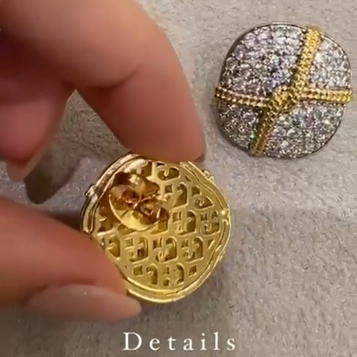 Larissa - Stud duo - tone earrings - Luiza Jewelry