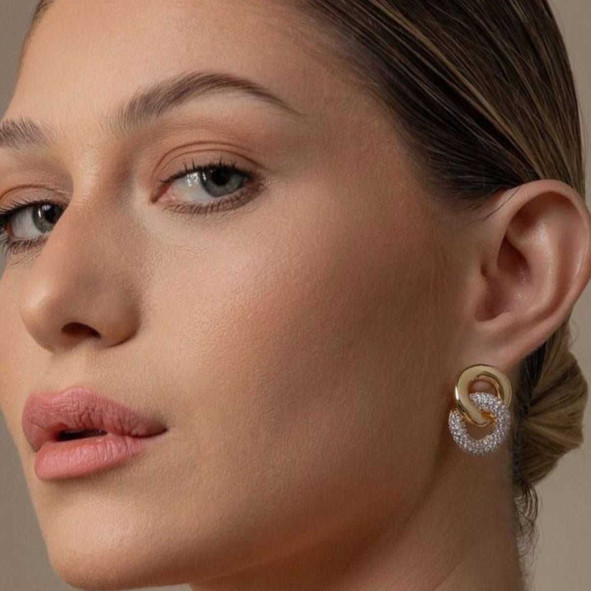 Jennifer Pavé Earring - Luiza Jewelry