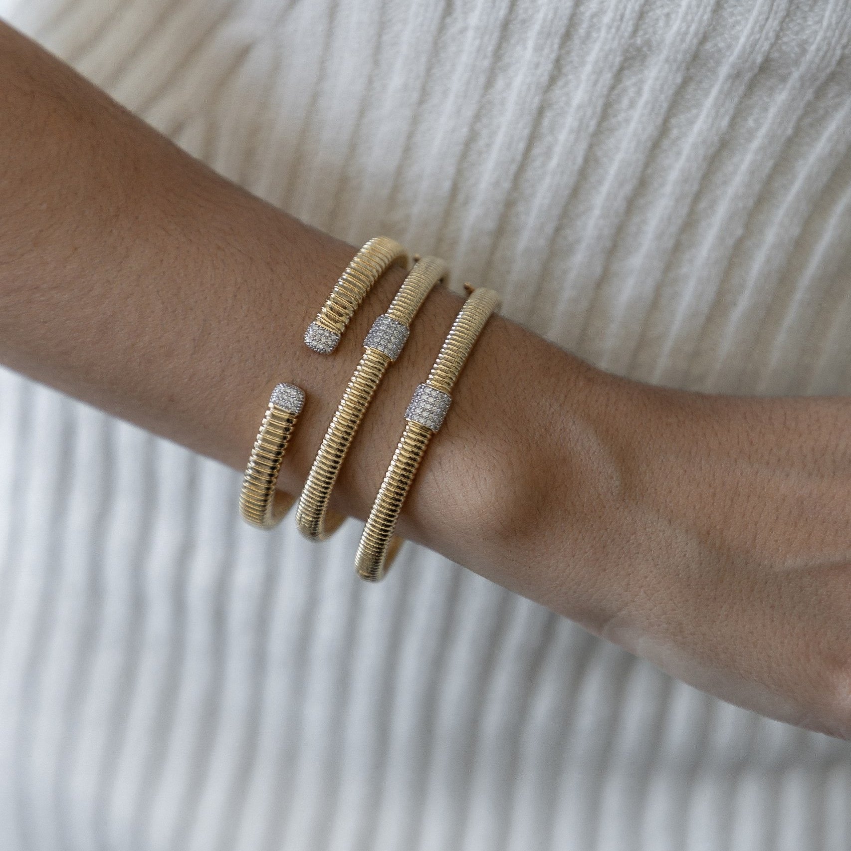 Sophie bracelet set in 18k gold plated with pavé tips, stackable coil design Sophie - Luiza Jewelry