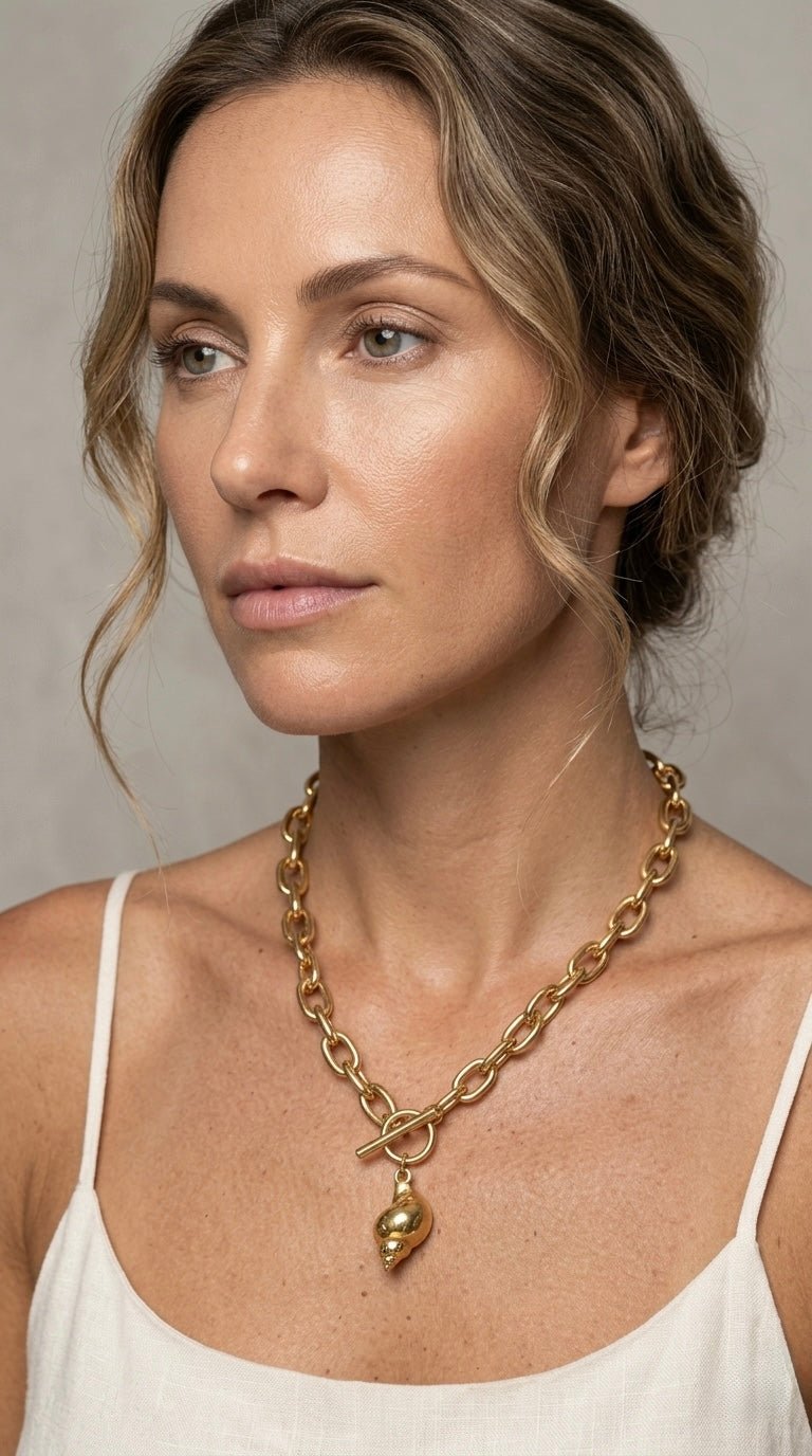 Solar Shell Necklace - Luiza Jewelry