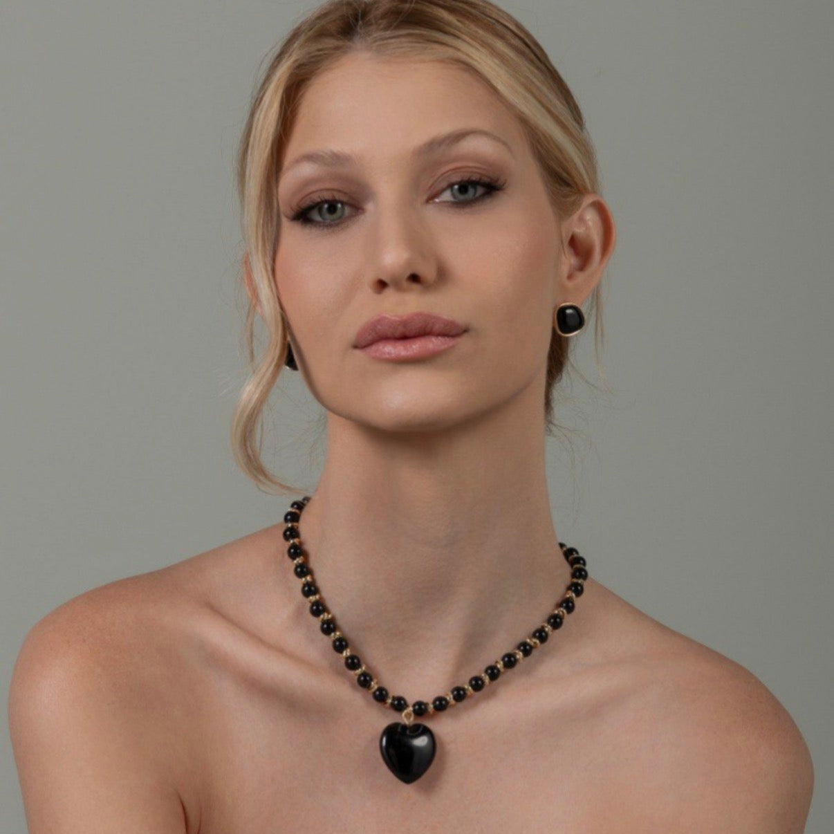 Jordana - Black Bead Necklace with Heart Pendant - Luiza Jewelry