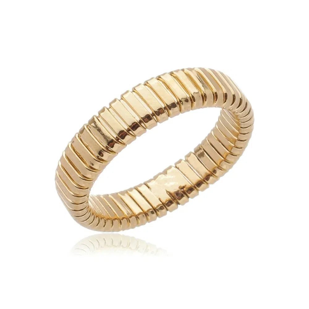 Layla ring with flexible textured design in polished gold