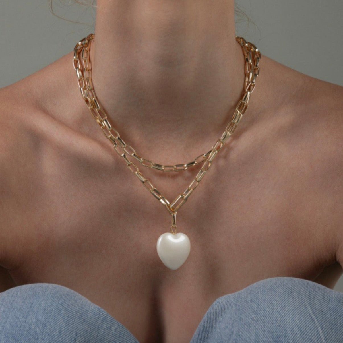 Nisha - Heart Link Necklace with Pearl Finish - Luiza Jewelry